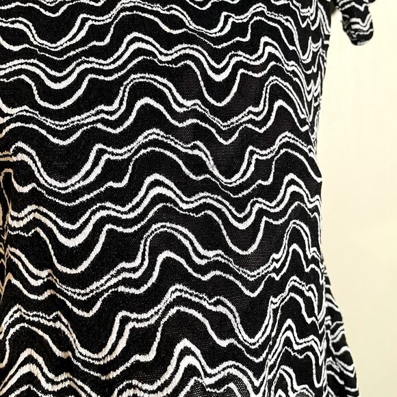 Vintage Wolford Lace Y2K Squiggle Pattern Sheer top - Picture 3 of 6